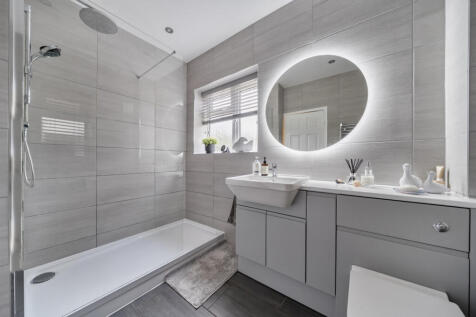 1372842-9-6908d2e...