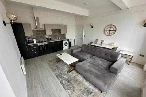 2 Bedroom Flat in WF1 3QA