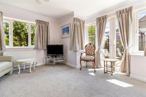 2a Elm Park-005.JPG