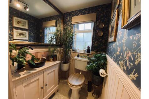 Downstairs Cloakroom