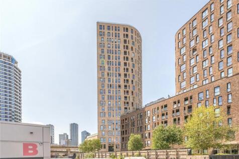 This luxury one bedroom, one bathroom apartment is located in the highly sought-after Roosevelt Tower in Canary Wharf. It boasts an unbeatable location at the heart of London's financial district. Its
