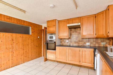 Kitchen/ Breakfast Room