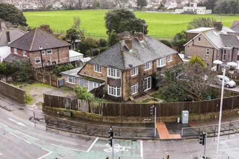 2 Sompting Avenue-003.JPG