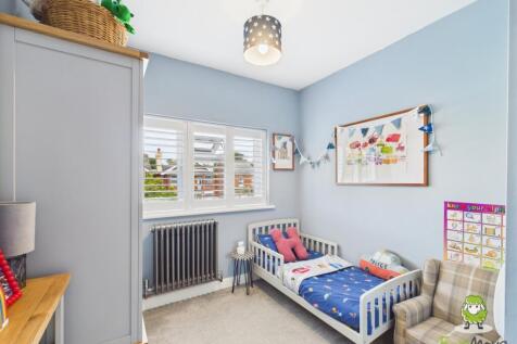 CAM03778G0-PR0235-STILL031