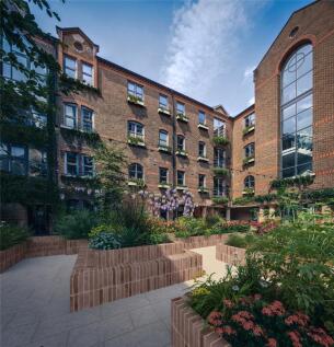 Courtyard Garden