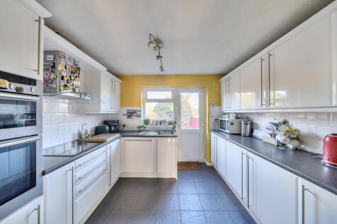 1394792-9-694545c...