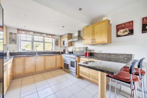 Kitchen-Breakfast Room (2).jpg