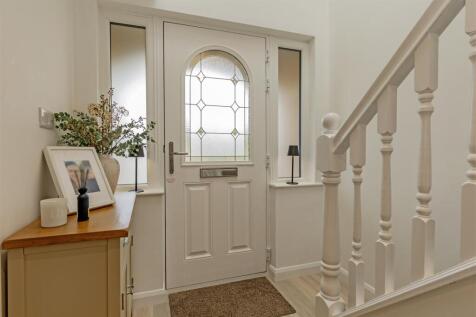 Entrance Hall-1.jpg