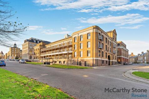 Bowes Lyon Court