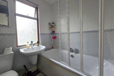 Yule Road, Wyken  - Bathroom