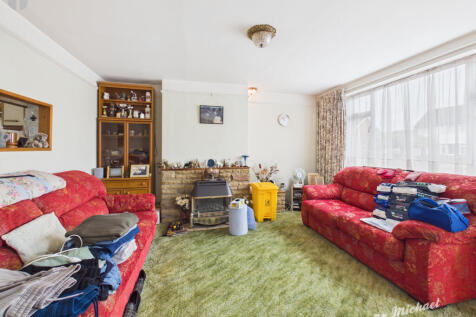 CAM03852G0-PR0787-STILL007