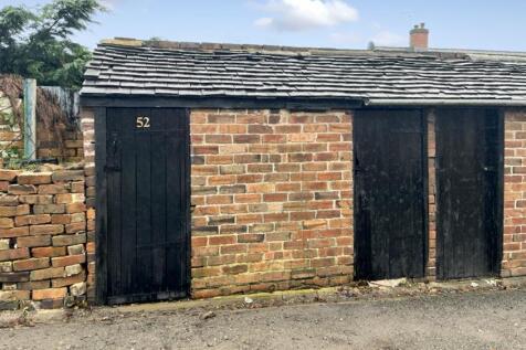 Outbuilding.jpg
