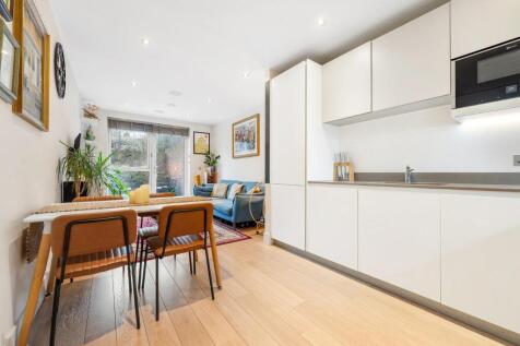 Reception-Kitchen (1).JPG