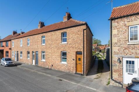 Outgang Road 25 External-1.jpg