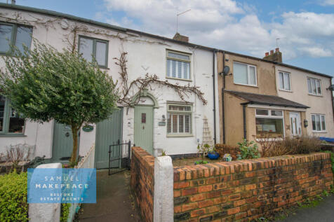 Immaculate Two Bedroom Cottage Style Terrace