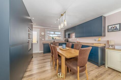 29 CAMBRIDGE STREET ALYTH PH11 8AW 230426 EDIT (15