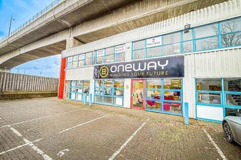 6-7 Crosshouse Centre - Ext.jpg