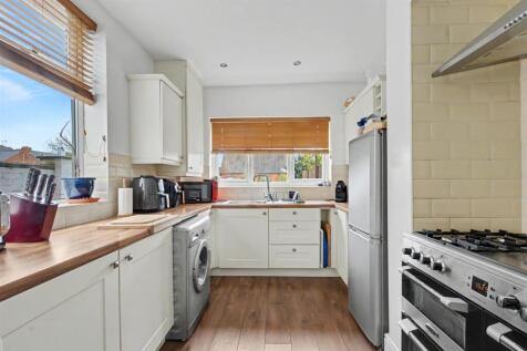 Kitchen_1.jpeg