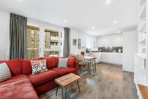 25 Holcombe Court-4.jpg