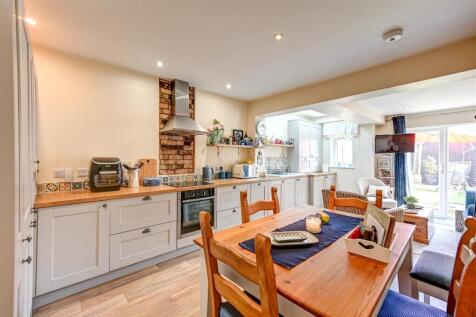 Kitchen dining living room 1.jpg