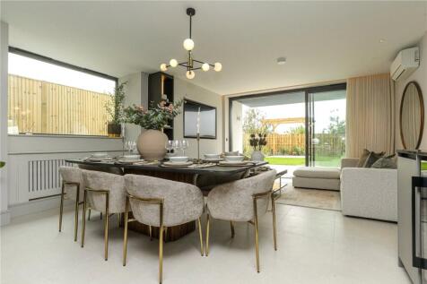 Show Home Dining