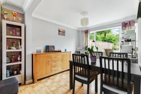 23 Graitney Close, Cleeve 49.jpg