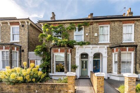 This fantastic large four double bedroom two bathroom, Victorian semi-detached house is situated in a prime central East Dulwich location.