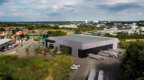 367_Bracknell_View_02_Aerial_5k_02.jpg