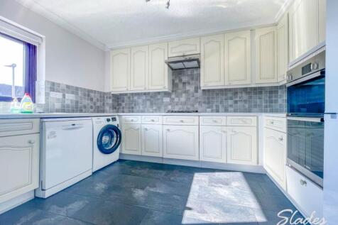 8 The Courtyard kitc