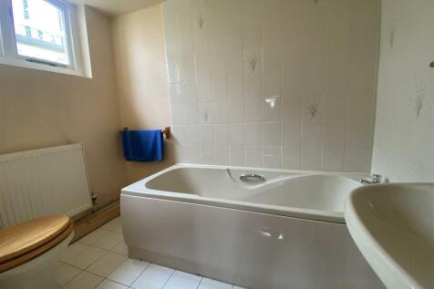 En-Suite Bathroom/WC