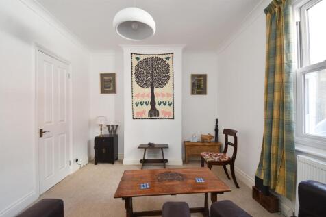 Bedroom/reception room