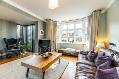 59 Tavistock Driv...