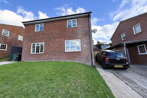 2 Bedroom Semi-Detached in TN38 0XG