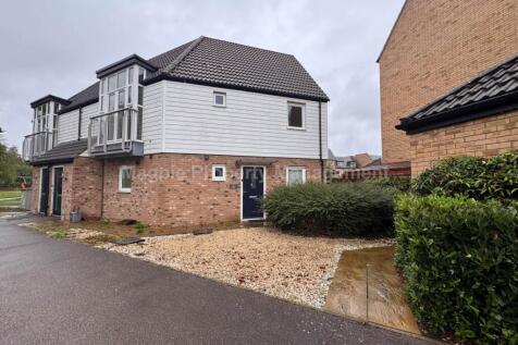 2 bed semi-detached house for rent in Tortoiseshell Walk, St Neots