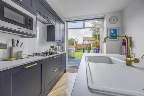 38 Hellyer Road, Milton-PorticoMarketing-SoldBy-32