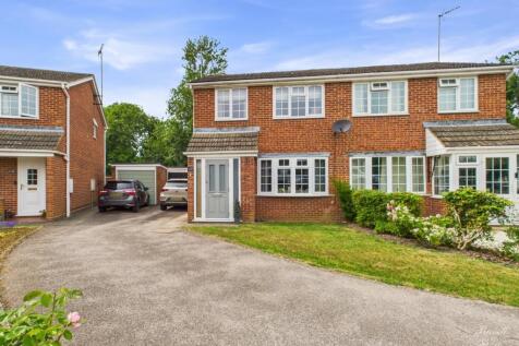 CAM02127G0-PR0304-STILL018