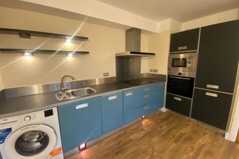 KITCHEN 1.jpg