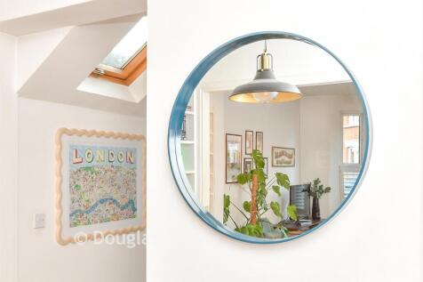 Internal Lifestyle Photograph