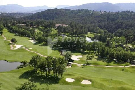 Overlooking Royal Mougins Golf & Resort
