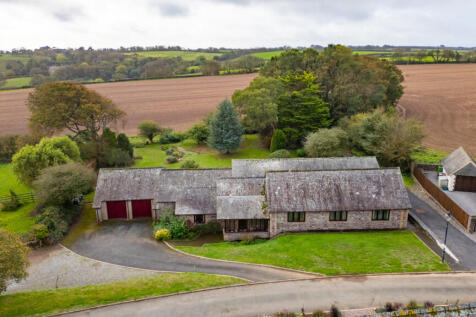 37_12 Raneleigh Barns, Down Thomas, Pl