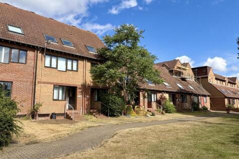 Manchester Rd, E14 (Massive house) For Sale By Bar
