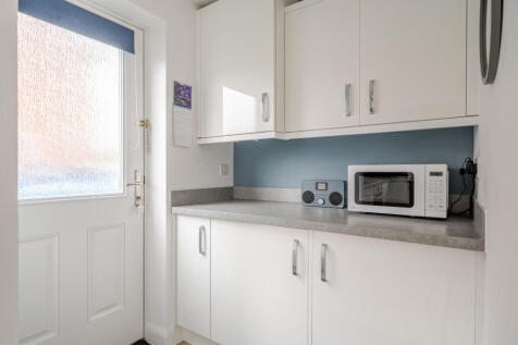 1388215-11-693829...