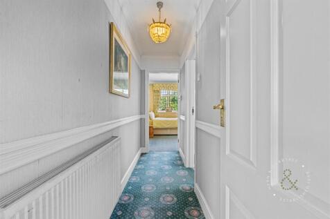 Rhiwbina Hill, Hern Crabtree (48).jpg