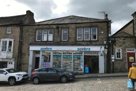 Shop to rent in richmond