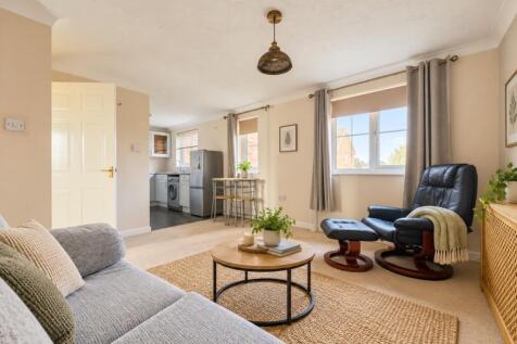 Call 02920 454555 to secure your viewing_5 2