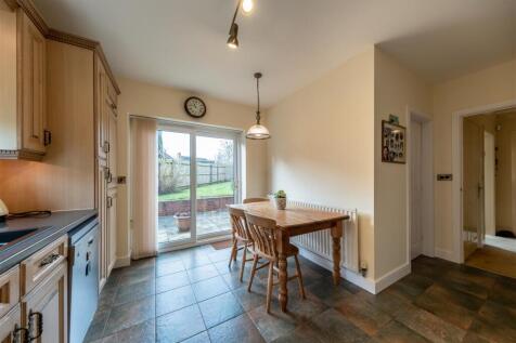 3 Sandbach Drive-2-006.JPG