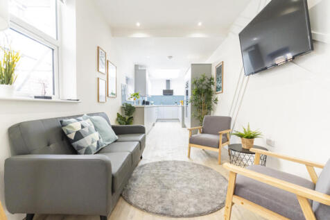 5 Bedroom Terraced in PO5 1SQ