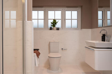 The Ledsham - Bathroom