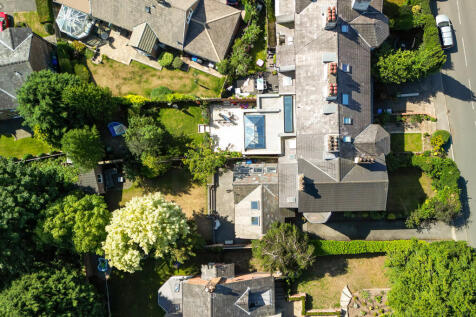 Areal View of Hou...