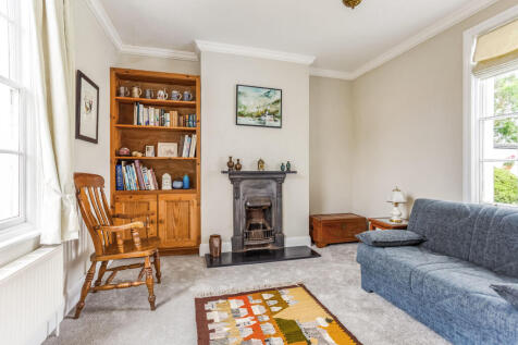 Ground Floor Guest Bedroom